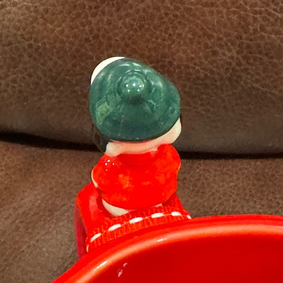 MERRY & BRIGHT Snoopy Figural Christmas Mug - Rae Dunn Peanuts Collection - Picture 11 of 12